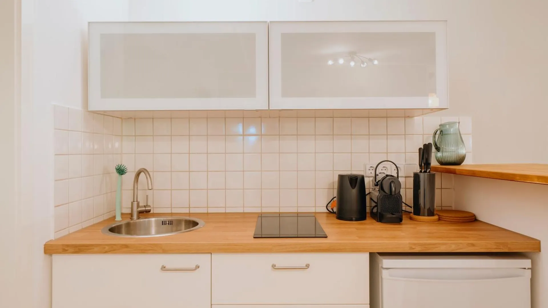 Parklounge Apartment In Historic Villa Berlin