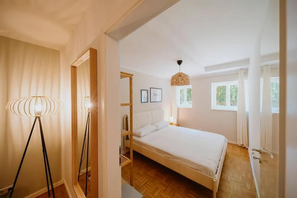 Parklounge Apartment In Historic Villa 柏林